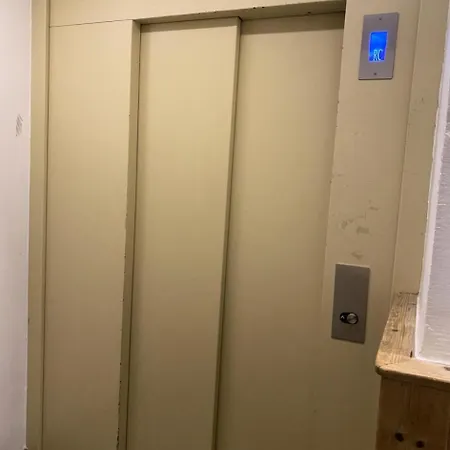 Lejlighed Eterlous - Location: Exceptionnel De 55 M2 Dans Le Centre, Renovation De Gamme Mae-9026