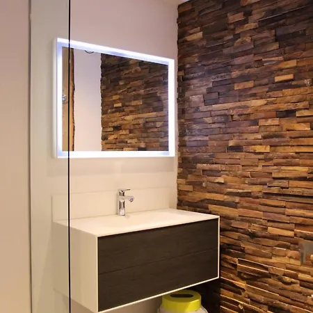 Eterlous - Location: Exceptionnel De 55 M2 Dans Le Centre, Renovation De Gamme Mae-9026 * Валь-Торанс