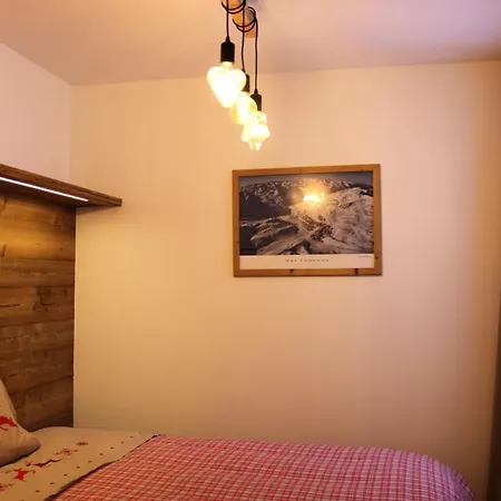 Daire Eterlous - Location: Exceptionnel De 55 M2 Dans Le Centre, Renovation De Gamme Mae-9026