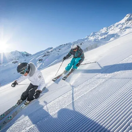 Appartement Résidence Eterlous - Location: Exceptionnel De 55 M2 Dans Le Centre, Rénovation De Gamme Mae-9026 Val Thorens