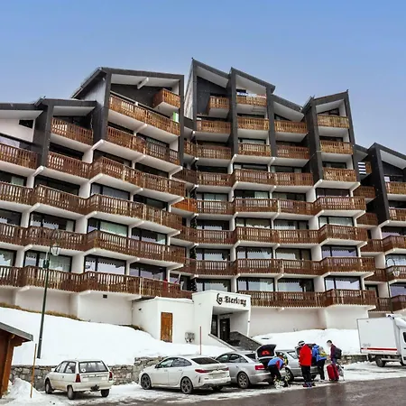 Eterlous - Location: Exceptionnel De 55 M2 Dans Le Centre, Renovation De Gamme Mae-9026 * Val Thorens